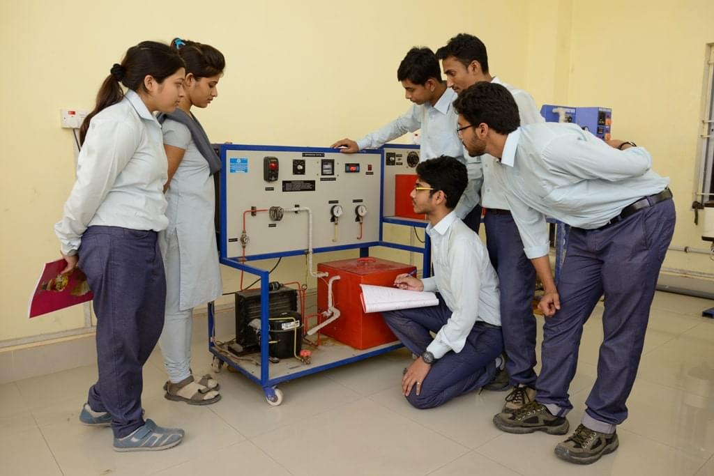 Ambekeshwar Group of Institutions Lucknow College Campus photo 9